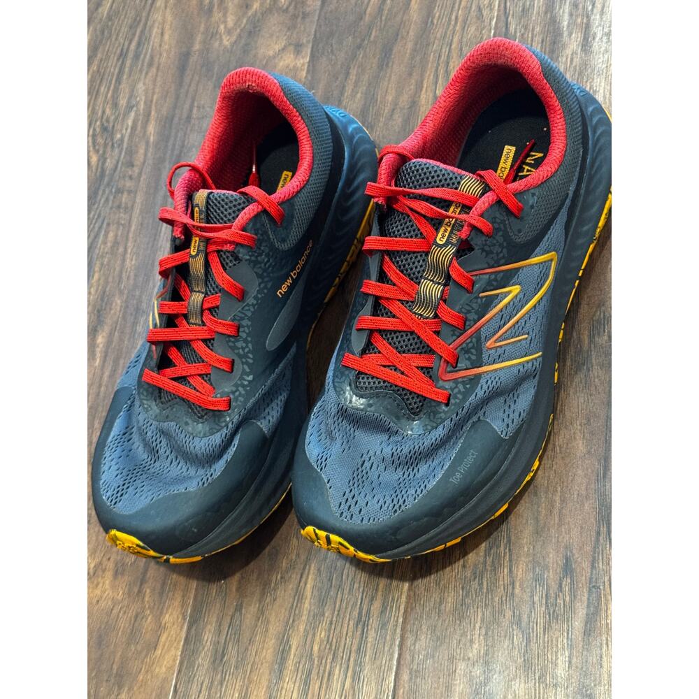 New Balance DynaSoft Nitrel v5 Mens 9.5 4E Wide Trail Running Shoes Sneakers Red